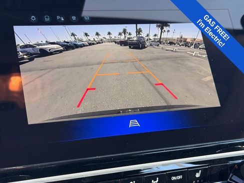 New 2027 Chevrolet Bolt LT w/ Comfort Package FWD image 12