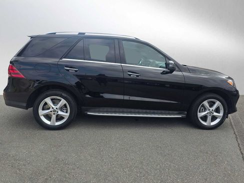 Used 2018 Mercedes-Benz GLE 350 4MATIC image 2