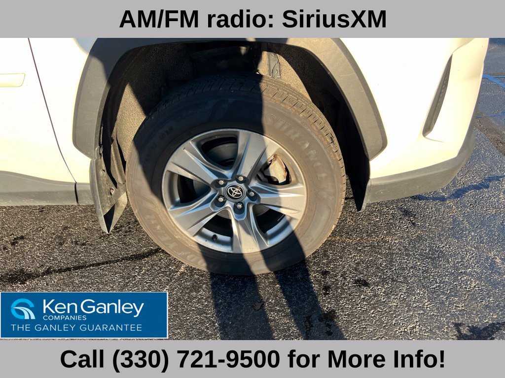 Used 2022 Toyota RAV4 XLE w/ Convenience Package AWD/4WD image 19
