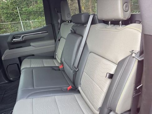 Used 2026 Chevrolet Silverado 1500 ZR2 image 25