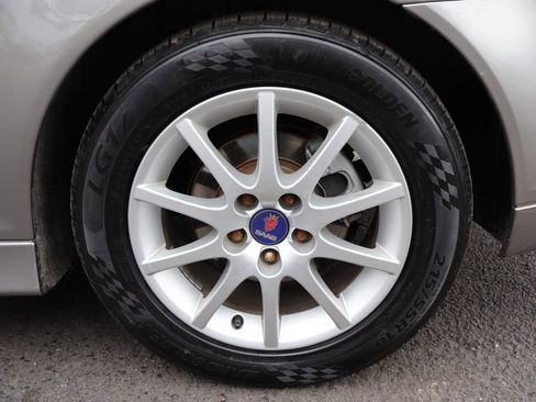 Used 2005 Saab 9-3 Arc image 40