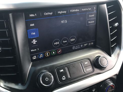 Certified 2023 GMC Acadia SLT w/ Elevation Edition AWD/4WD image 13