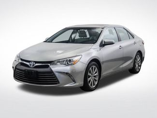 Used 2015 Toyota Camry XLE w/ Moonroof Package FWD video 1