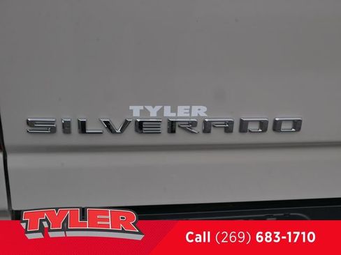 New 2026 Chevrolet Silverado 2500 Custom w/ Custom Value Package image 15