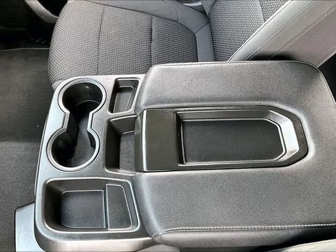 Used 2022 Chevrolet Silverado 2500 Custom w/ Custom Convenience Package image 18