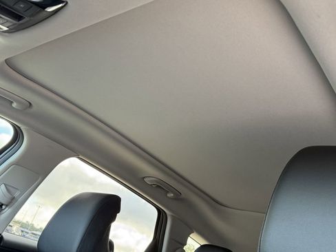 New 2026 Kia Sportage SX image 22