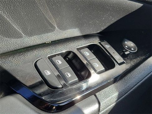 Used 2024 Kia Sportage SX image 15