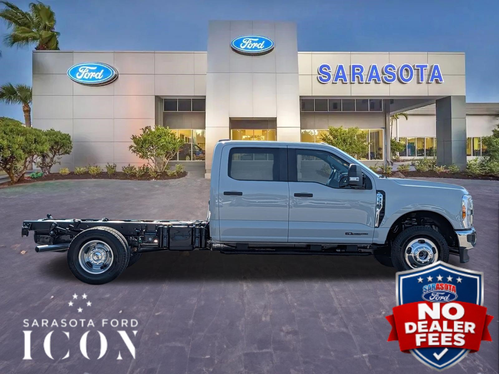 New 2026 Ford F350 XL w/ XL Chrome Package AWD/4WD image 1