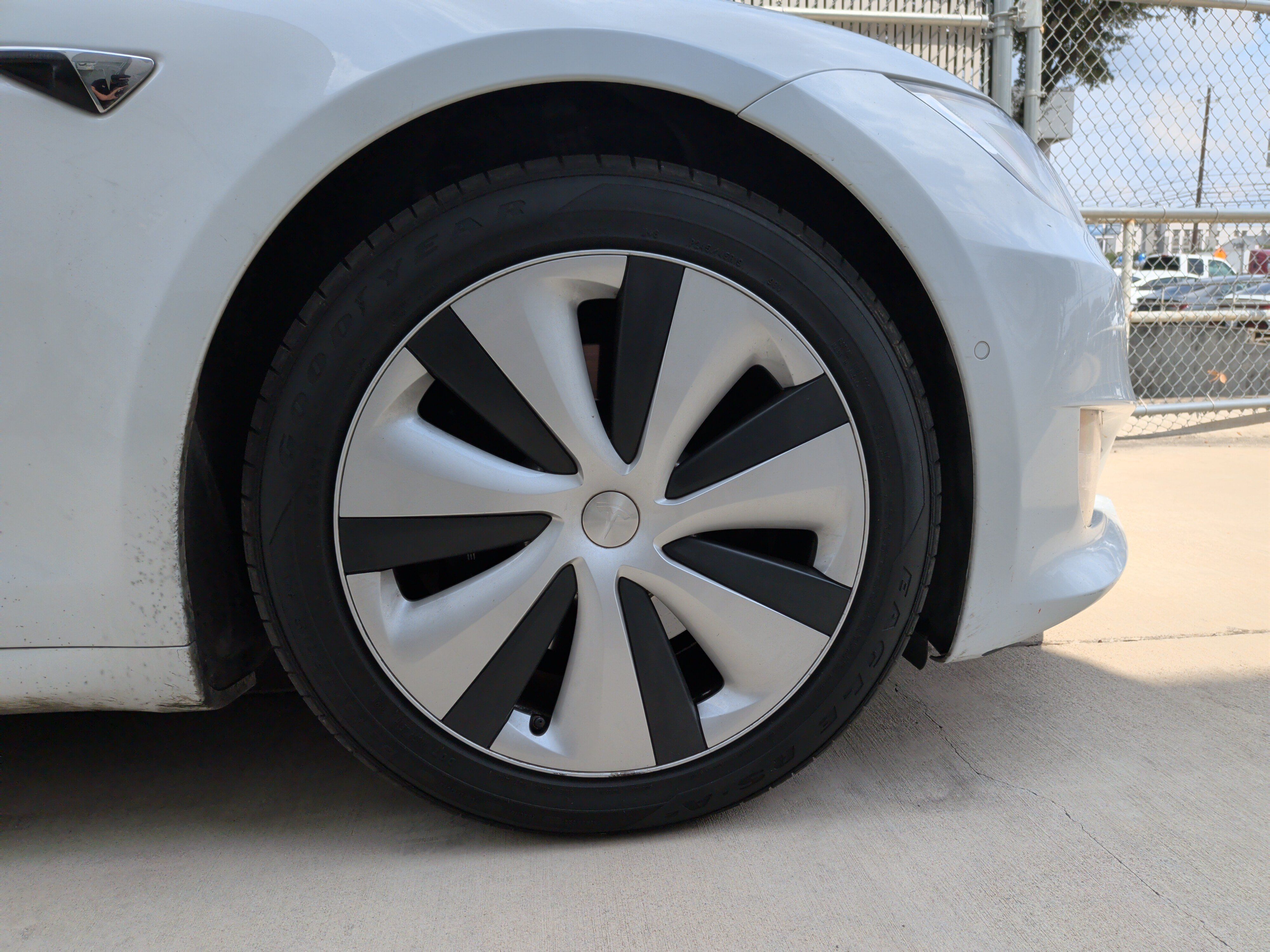 Used 2020 Tesla Model S Long Range Plus AWD/4WD image 12