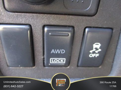 Used 2015 Nissan Rogue S w/ Convenience Package AWD/4WD image 12