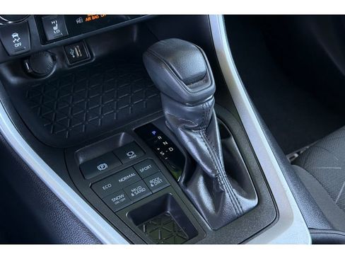 Used 2024 Toyota RAV4 XLE w/ Weather Package AWD/4WD image 24