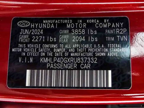 Used 2024 Hyundai Elantra Limited FWD image 35