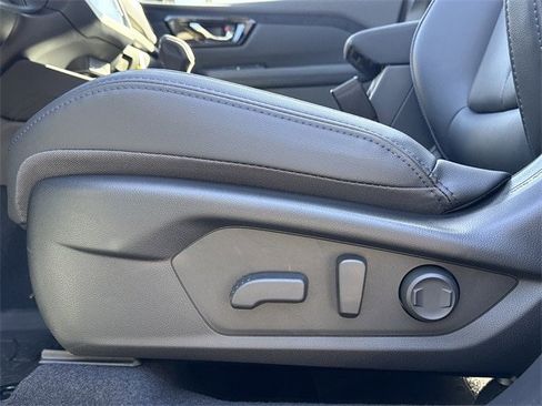 New 2025 Subaru Forester Limited image 24