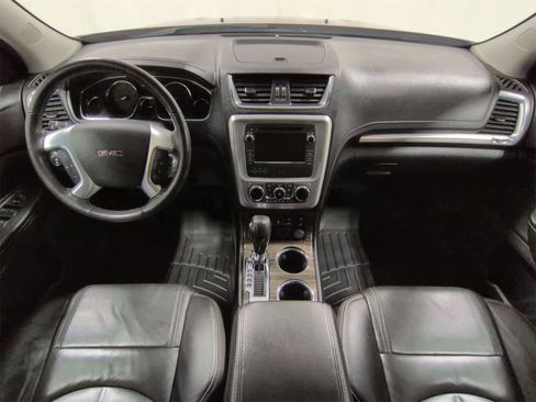 Used 2016 GMC Acadia SLT image 16