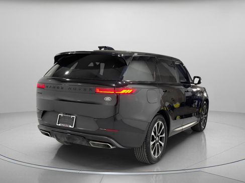 Used 2023 Land Rover Range Rover Sport SE image 5