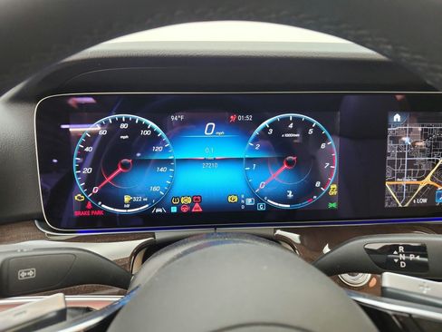 Used 2022 Mercedes-Benz E 350 Sedan image 12