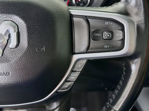 Used 2021 RAM 1500 Big Horn image 15