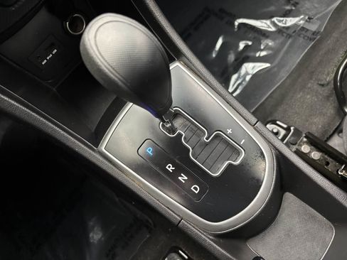 Used 2012 Hyundai Accent GS image 18