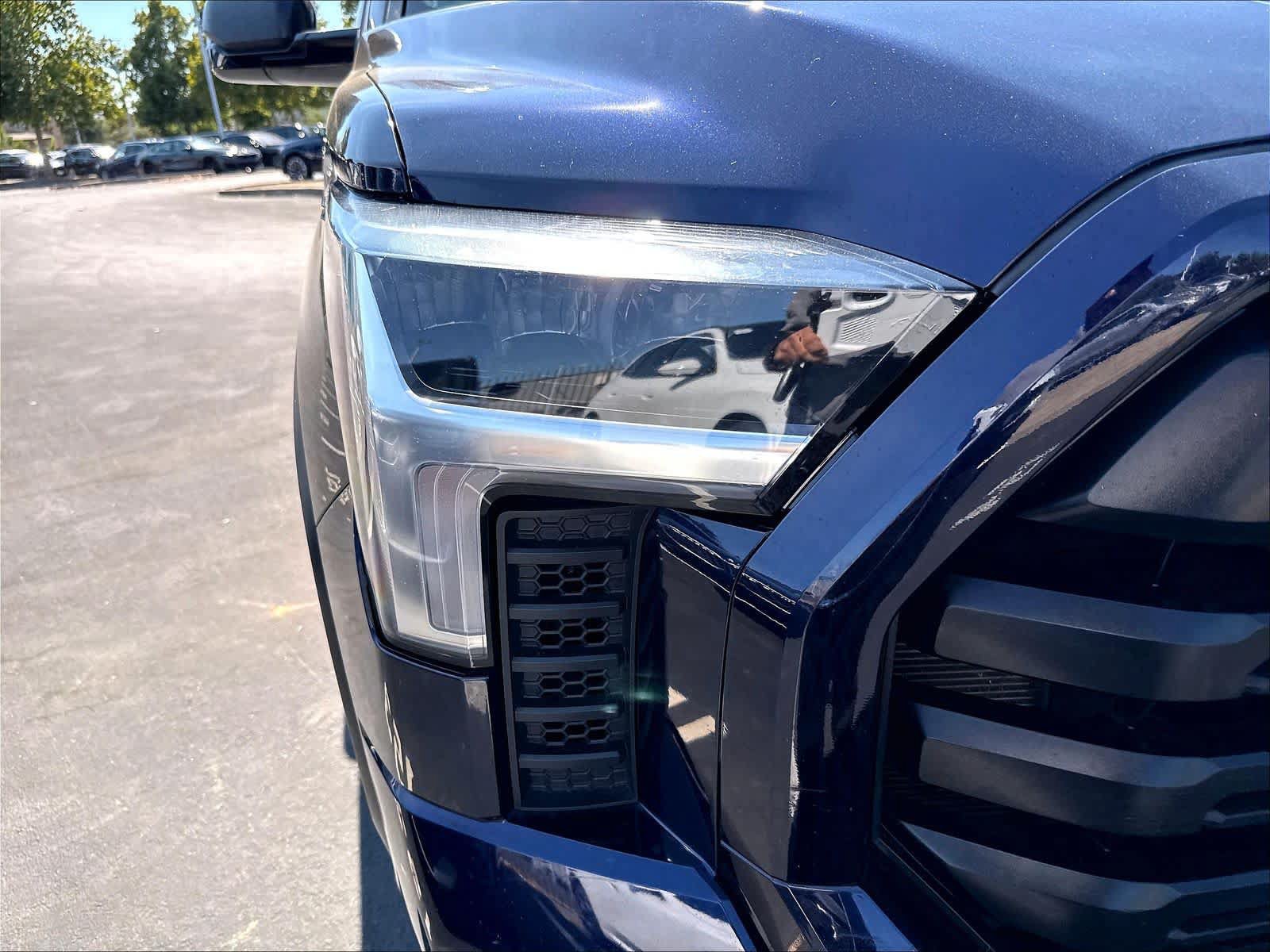 Used 2022 Toyota Tundra SR5 w/ Convenience Package RWD image 34