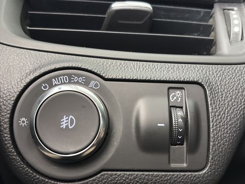 Certified 2020 Buick Envision Essence w/ Experience Buick Package AWD/4WD image 36