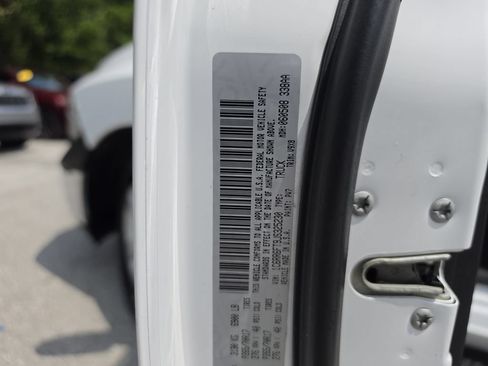 Certified 2018 RAM 1500 Tradesman w/ Popular Equipment Group RWD image 32