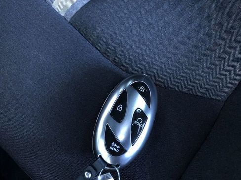 Used 2025 Hyundai Sonata SEL FWD image 30