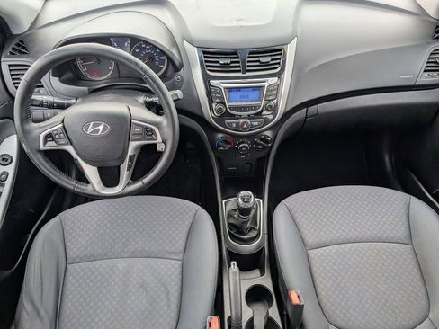 Used 2013 Hyundai Accent SE image 35