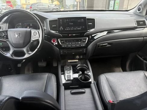 Used 2019 Honda Pilot Elite image 12