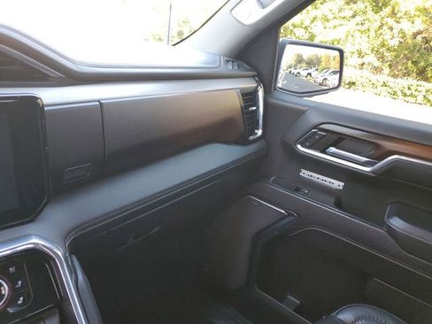 Used 2024 GMC Sierra 1500 Denali w/ Denali Reserve Package image 25