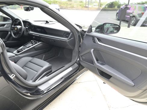 Used 2024 Porsche 911 Targa 4S image 40