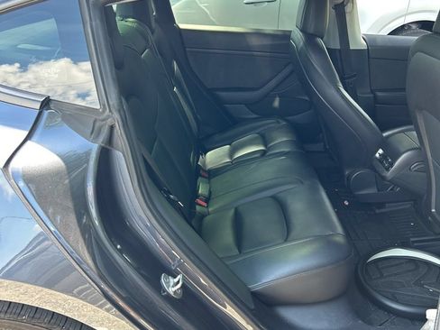 Used 2021 Tesla Model 3 Standard Range Plus RWD image 16