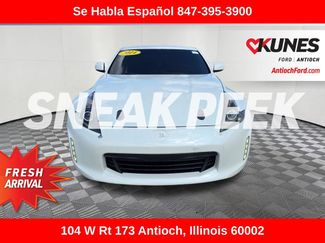 Used 2014 Nissan 370Z Touring RWD video 2