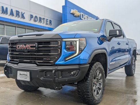 Used 2024 GMC Sierra 1500 AT4X image 15