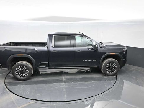 New 2025 GMC Sierra 3500 Denali Ultimate image 32