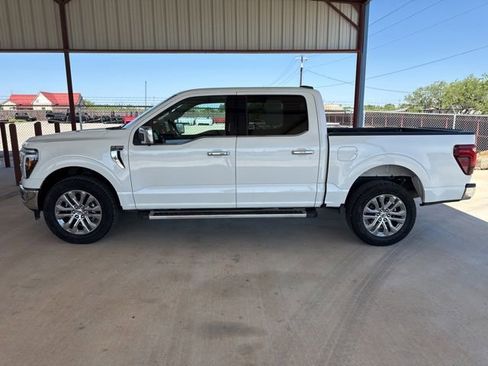 Used 2024 Ford F150 Lariat w/ FX4 Off-Road Package AWD/4WD image 4
