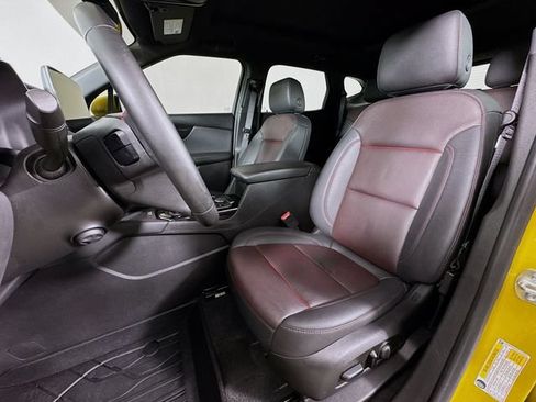 Used 2023 Chevrolet Blazer RS w/ Driver Confidence II Package FWD image 11