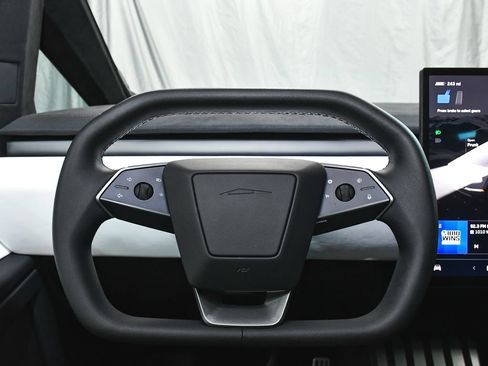 Used 2024 Tesla Cybertruck Cyberbeast AWD/4WD image 38