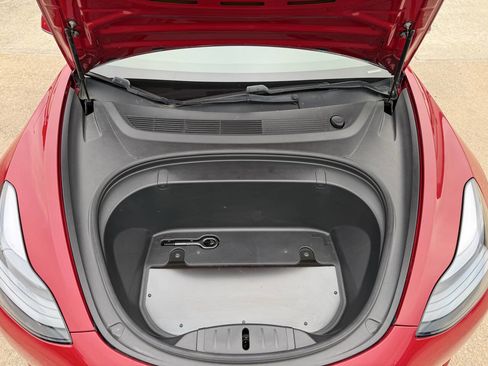 Used 2018 Tesla Model 3 Long Range RWD image 33