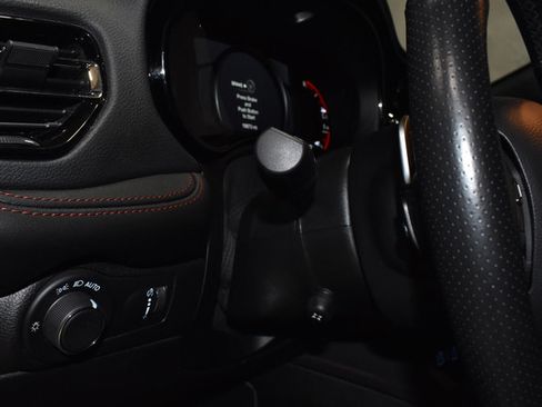 Used 2025 Dodge Durango R/T AWD/4WD image 24