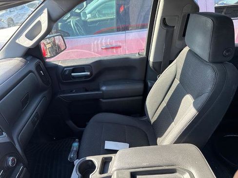 Used 2020 Chevrolet Silverado 1500 Custom w/ Custom Value Package image 14