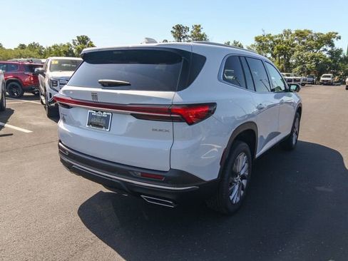 New 2026 Buick Enclave Preferred w/ Power Package FWD image 9