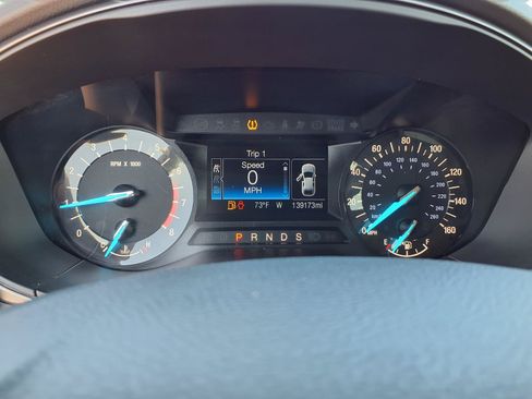 Used 2017 Ford Fusion SE AWD/4WD image 13