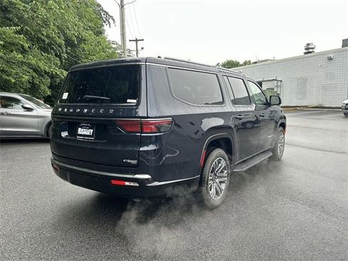 New 2025 Jeep Wagoneer L L 4X4 w/ Premium Group I image 8