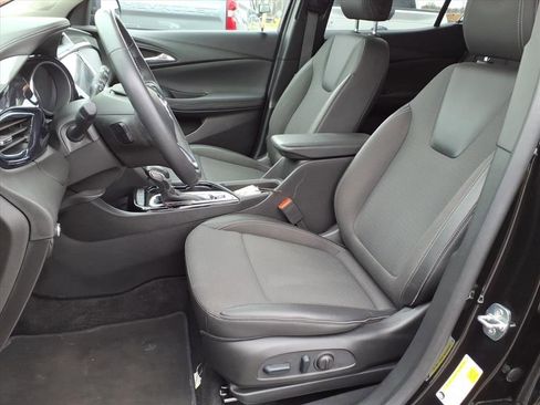 Certified 2023 Buick Encore GX Select w/ Sport Touring Package image 11