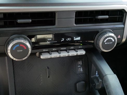 Used 2026 Toyota 4Runner SR5 AWD/4WD image 23
