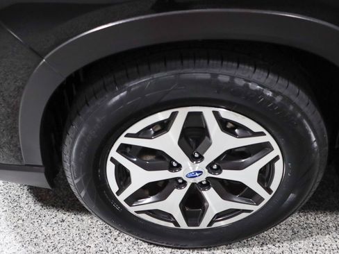 Used 2021 Subaru Forester Premium AWD/4WD image 11