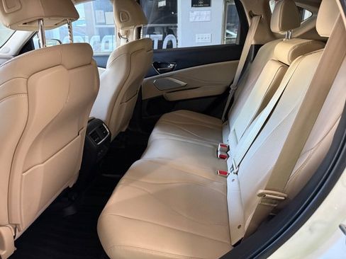 Used 2019 Acura RDX AWD w/ Technology Package image 7