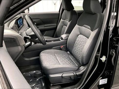 New 2026 Nissan Kicks SV w/ Charging Package FWD image 10