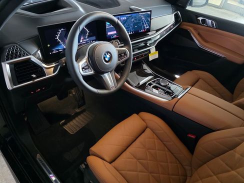 New 2026 BMW X5 sDrive40i image 8