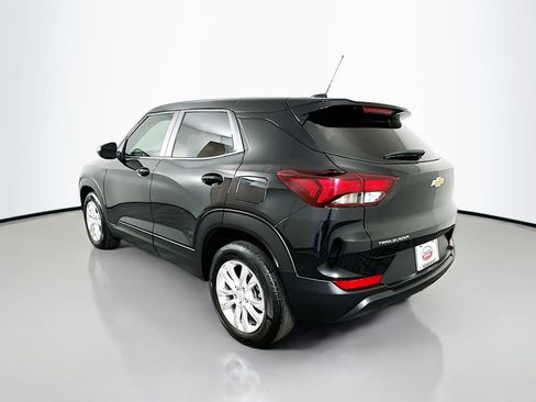 Used 2023 Chevrolet TrailBlazer LS FWD image 7